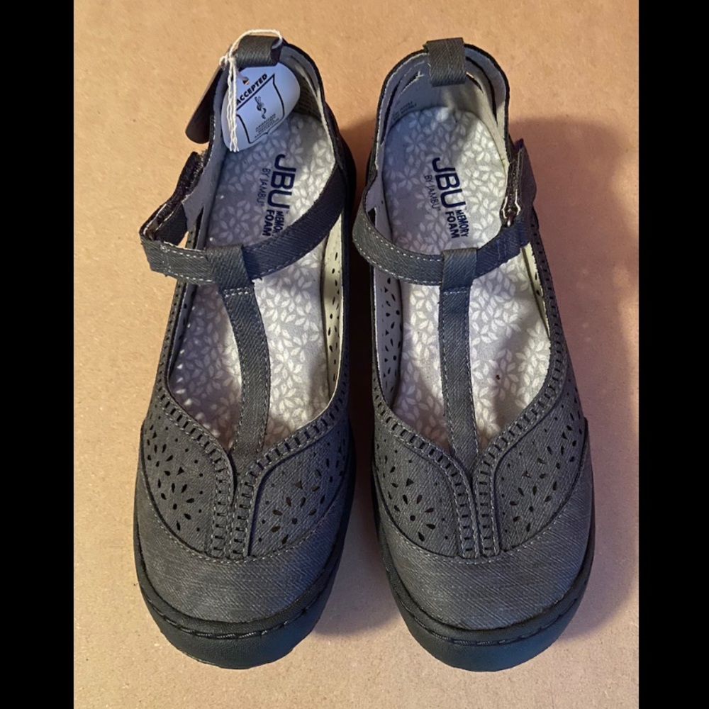 JBU by Jambu Mary Janes womens 7.5 brand new